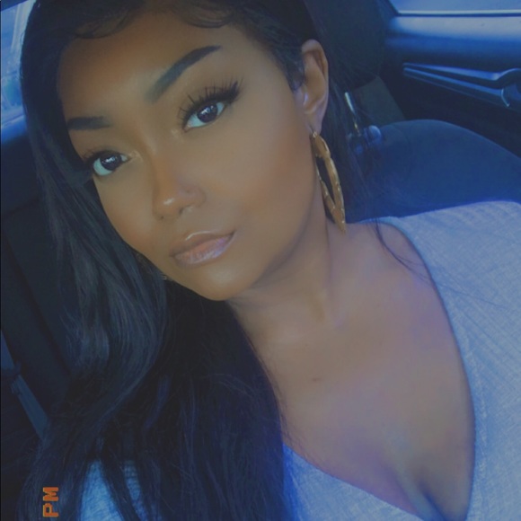 Meet Your Seller!!!!💝💋😍😝✌🏾️ - Picture 3 of 4